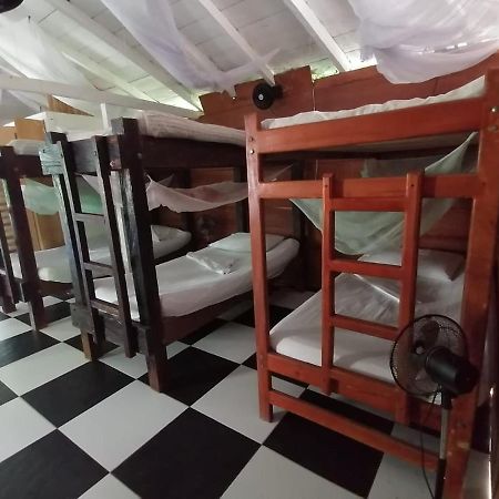 Hospedaje Pirata Express Capurgana Ngoại thất bức ảnh