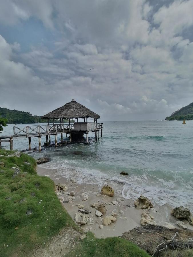 Hospedaje Pirata Express Capurgana Ngoại thất bức ảnh
